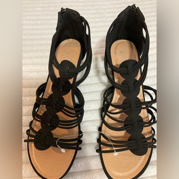 Shoes - NWOTS Ladies Dress Sandals